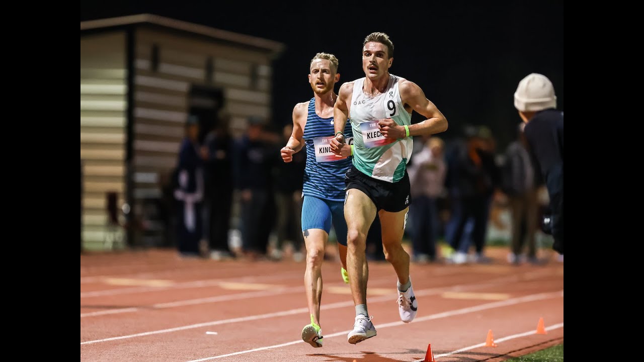 Woody Kincaid and Joe Klecker go to battle over 10,000m
