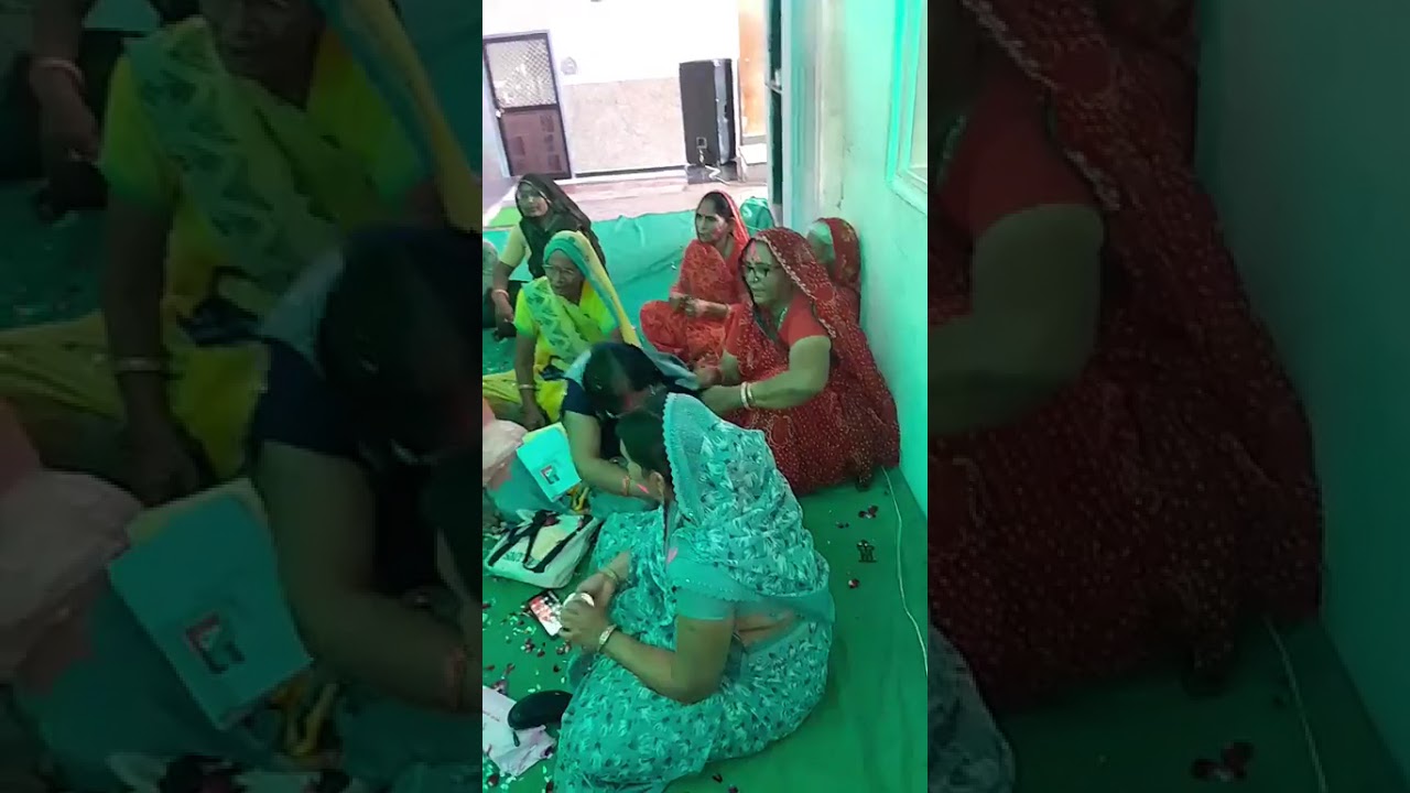 वृन्दावन  में  हुकुम चले  बरसाने  वाली  का.....🚩🚩🚩🚩🥀🥀🙏🏻🙏🏻