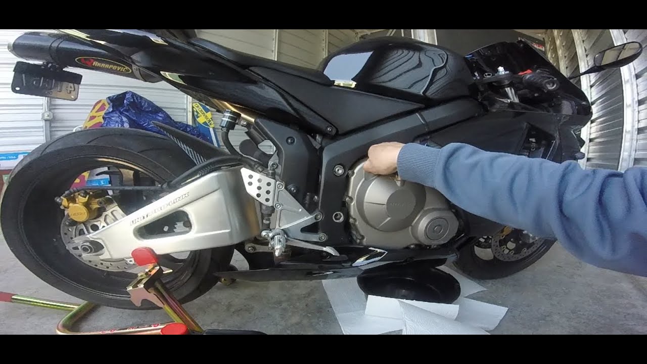 2003 CBR 600RR Oil Change