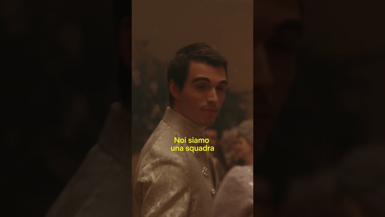 Il ballo della REGINA CARLOTTA e la canzone di ALICIA KEYS | Shorts | Netflix Italia