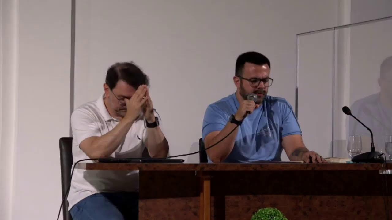 Rossandro Klinjey - As lições da mulher com fluxo de sangue