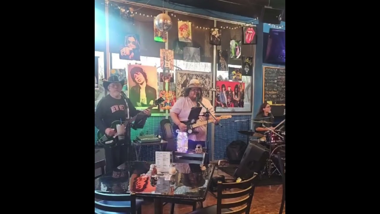 Ray J & The Moonshiners - “Every Girl” - Turnpike Troubadours Cover