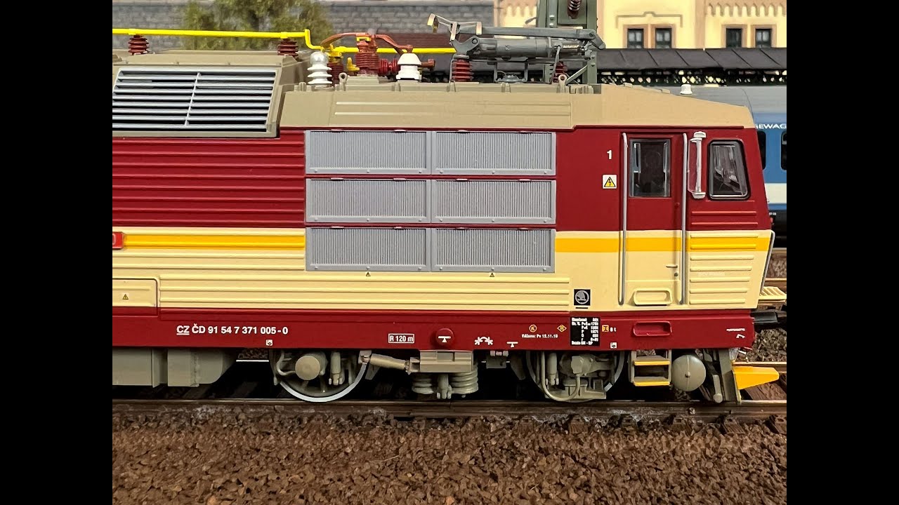 ČD 371 “Pepin” / EC 170 Hungária (A.C.M.E. 69553 - ESU sound) (4K UHD)