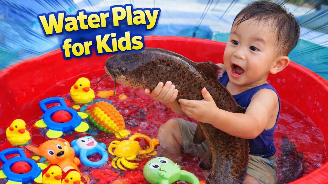 Baby Catching Big Fish 🐟 | Water Play for Kids #13