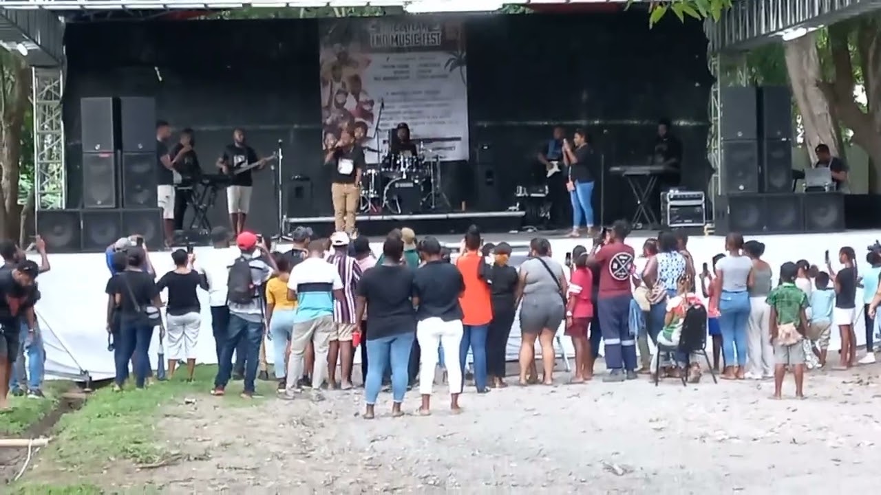 Young Davie -Performs in PNG -Png Arts Theater