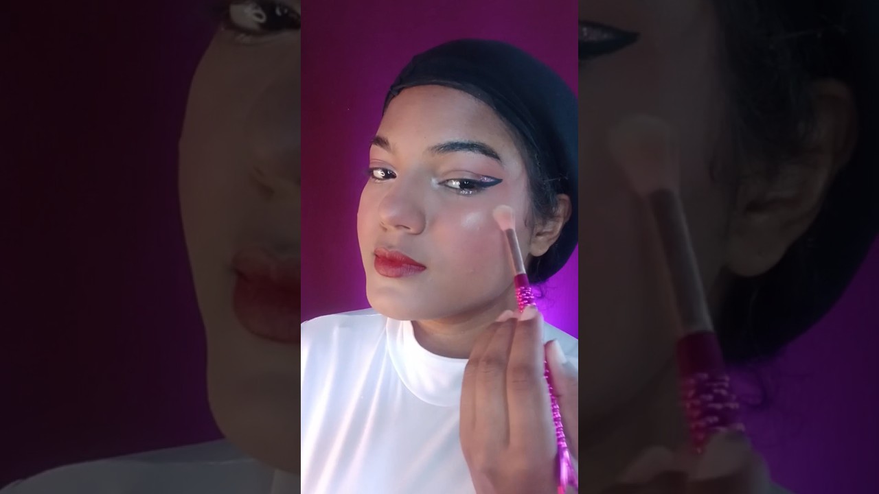 Tutorial de maquillaje f&aacute;cil con escarcha 🥰😍 #maquillaje #tutorialesdemaquillaje #maquillajef&aacute;cil