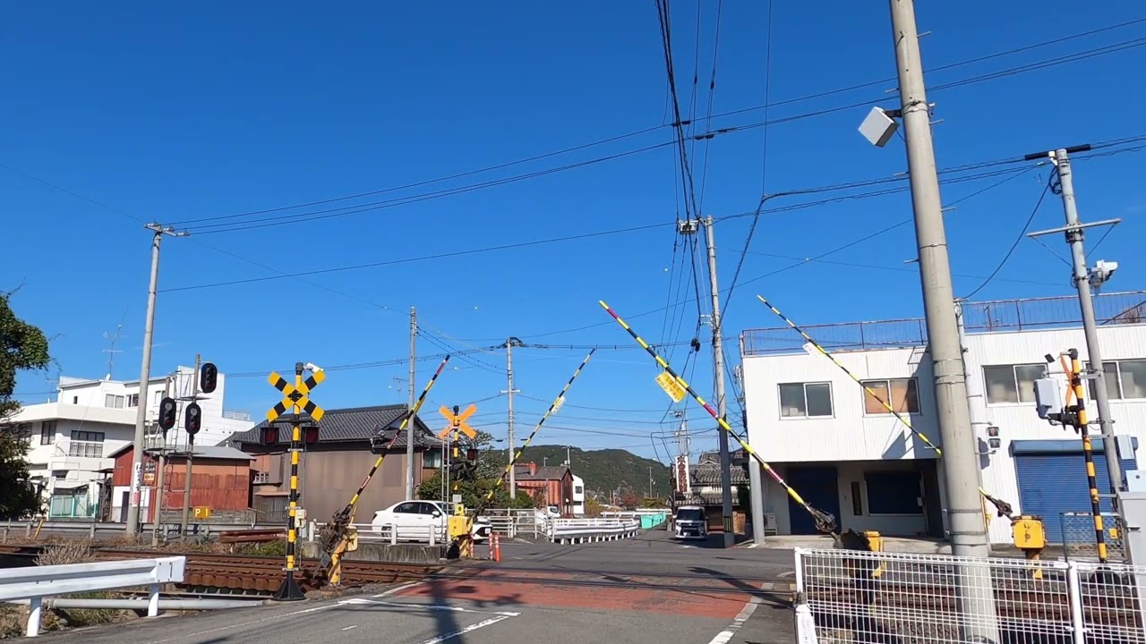 JR四国高徳線 足谷踏切