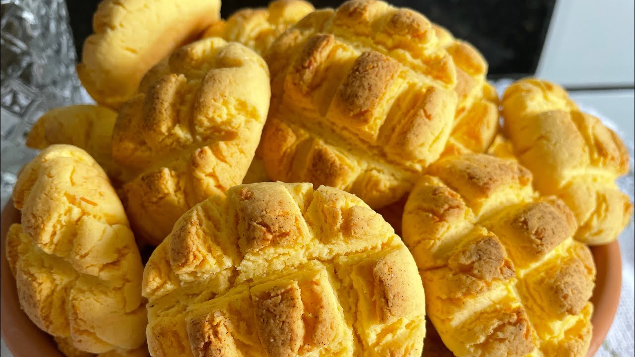 ⭐ BOLACHA CASEIRA COM QUEIJO — Fica MACIA, Sabor de Quitanda e Perfeita pro Café! ☕🧀