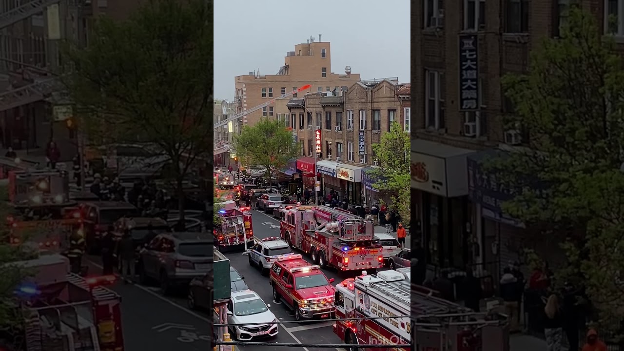 Fire in Brooklyn, Sunset Park, 7th Avenue #fire #emergency #sunsetpark #brooklyn