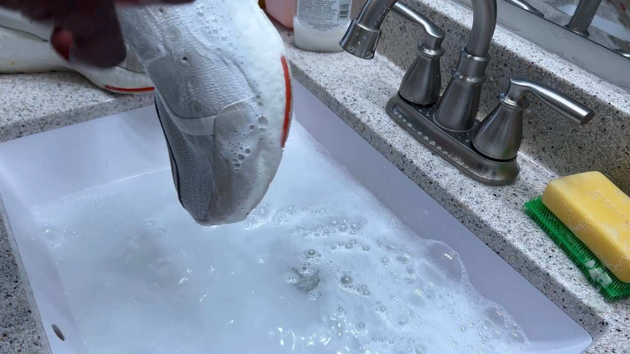 Cleaning my adidas x Y3 UltraBoost 21