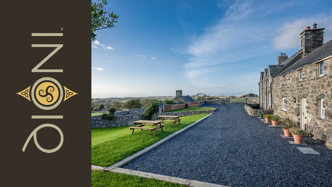 FOUR BEDROOM FARMHOUSE WITH SEA VIEWS | HEN-DY-FRONGALED
