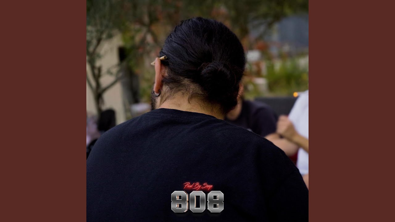 808