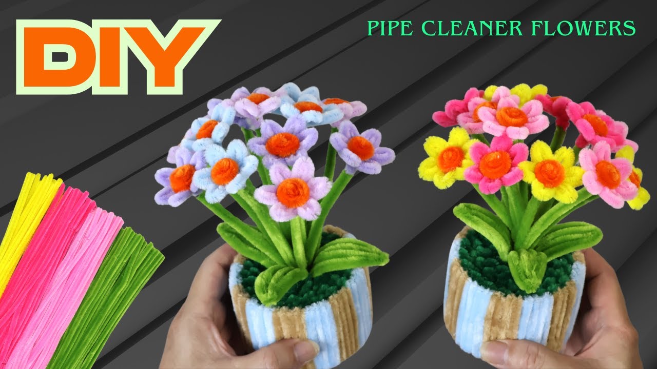 🧶 Turn Pipe Cleaners & Bottles into Adorable Flower Pots! | Unique Recycling Idea ♻️