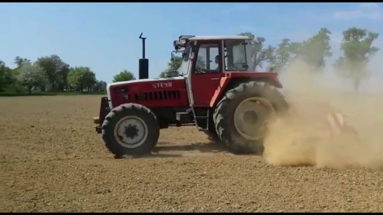 Maissaatvorbereitungen | Steyr 8100 | Howard Kreiselegge | SteyrPower | KurzVideo |~| AgrarWelt