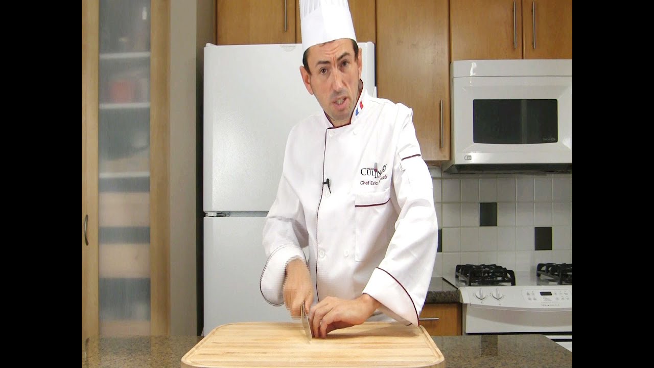 Изучите базовые навыки безопасного обращения с ножами — Базовые навыки шеф-повара с ножами