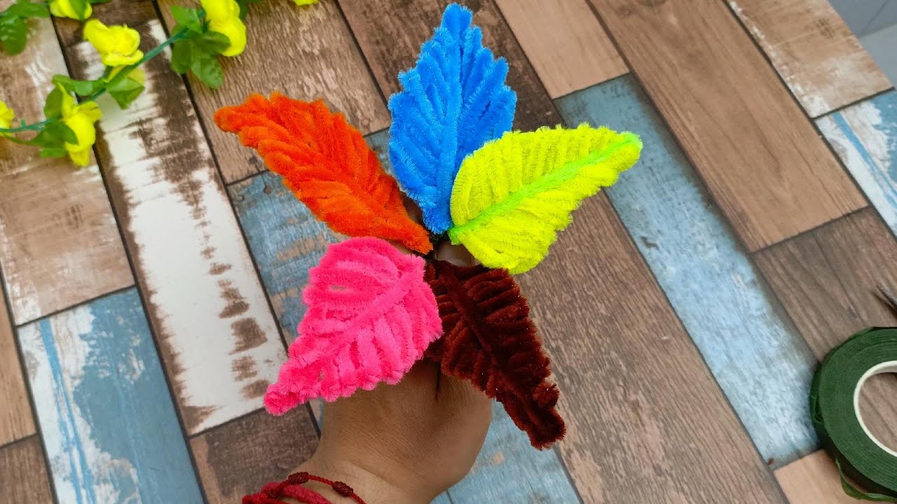 How to Make Leaves with Pipe Cleaners | DIY | Step by Step | Recycle | How To Make | Art | Decora...