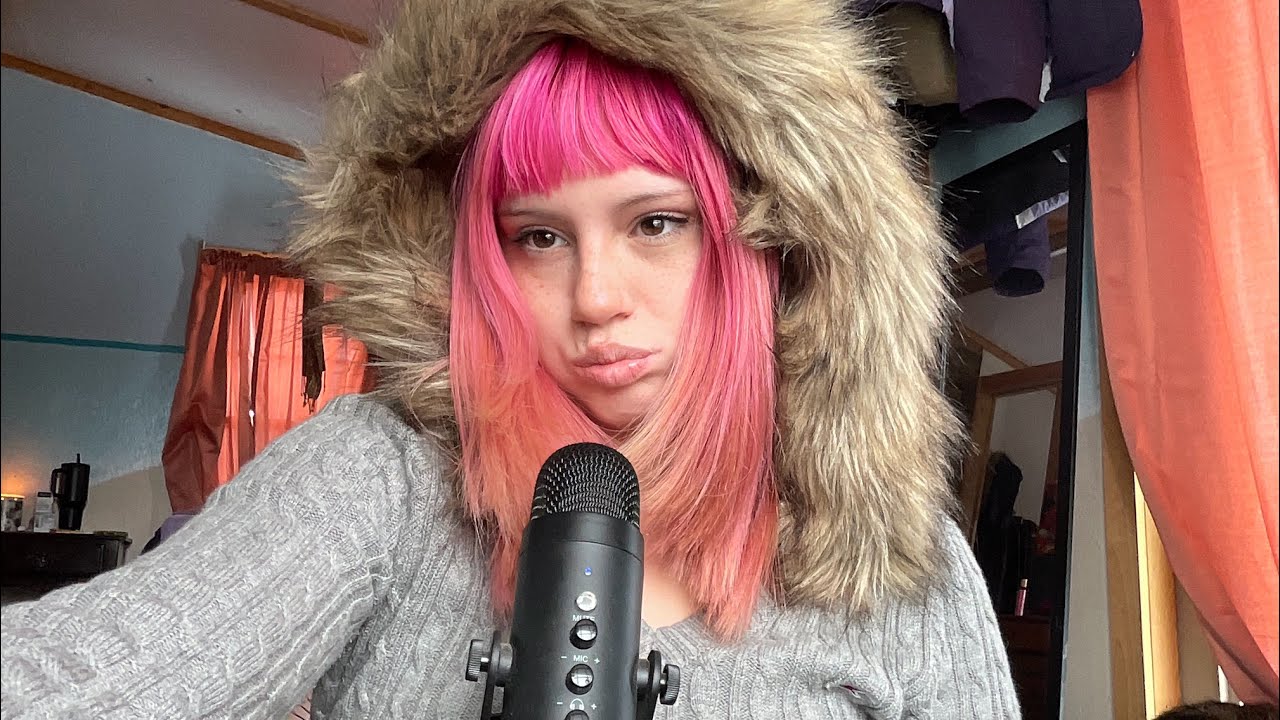 ASMR whispering+random triggers! 