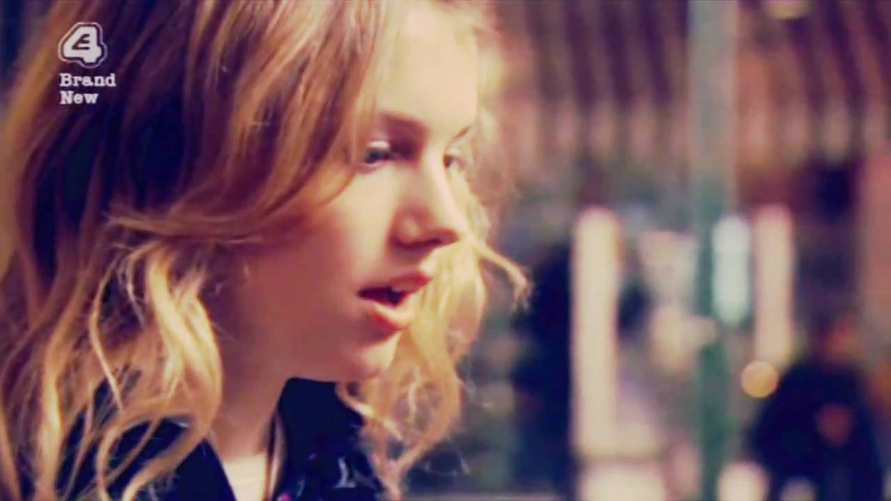 Cassie Ainsworth • Runaway