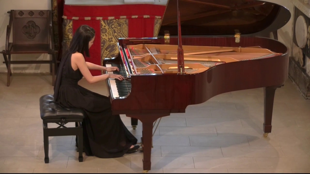 Hao Zi Yoh plays Debussy: Les collines d'Anacapri