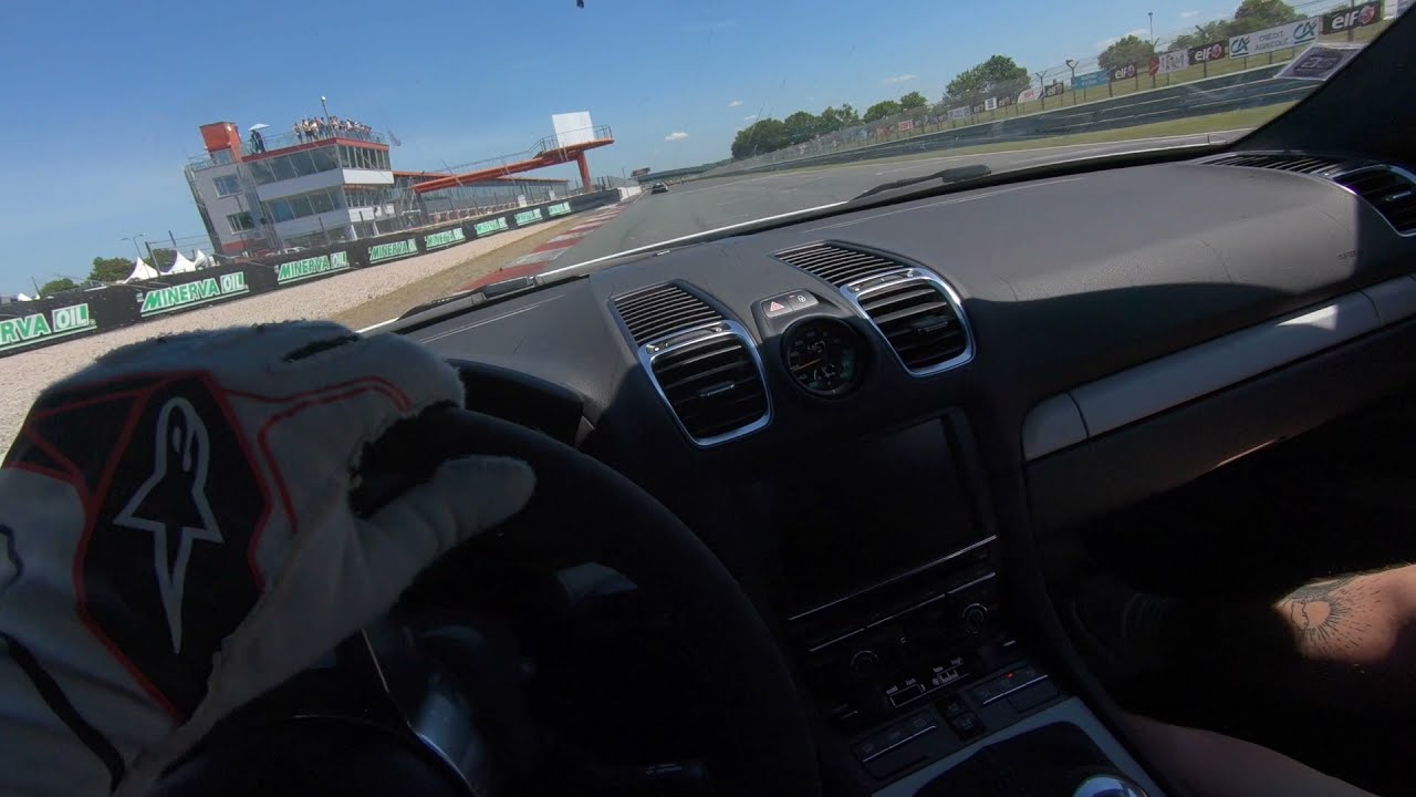 Porsche 981 GT4 430hp Armada Racing VAL DE VIENNE