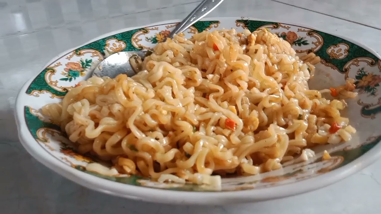 REVIEW FRIED NOODLES #vlog  #foodblogger