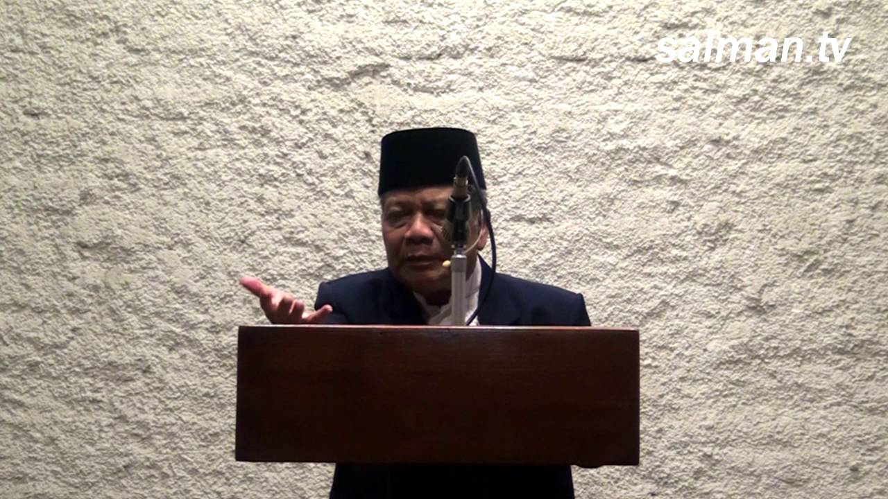 Ketua Persis KH. Aceng Zakaria Mengisi Ceramah Tarawih di Salman ITB