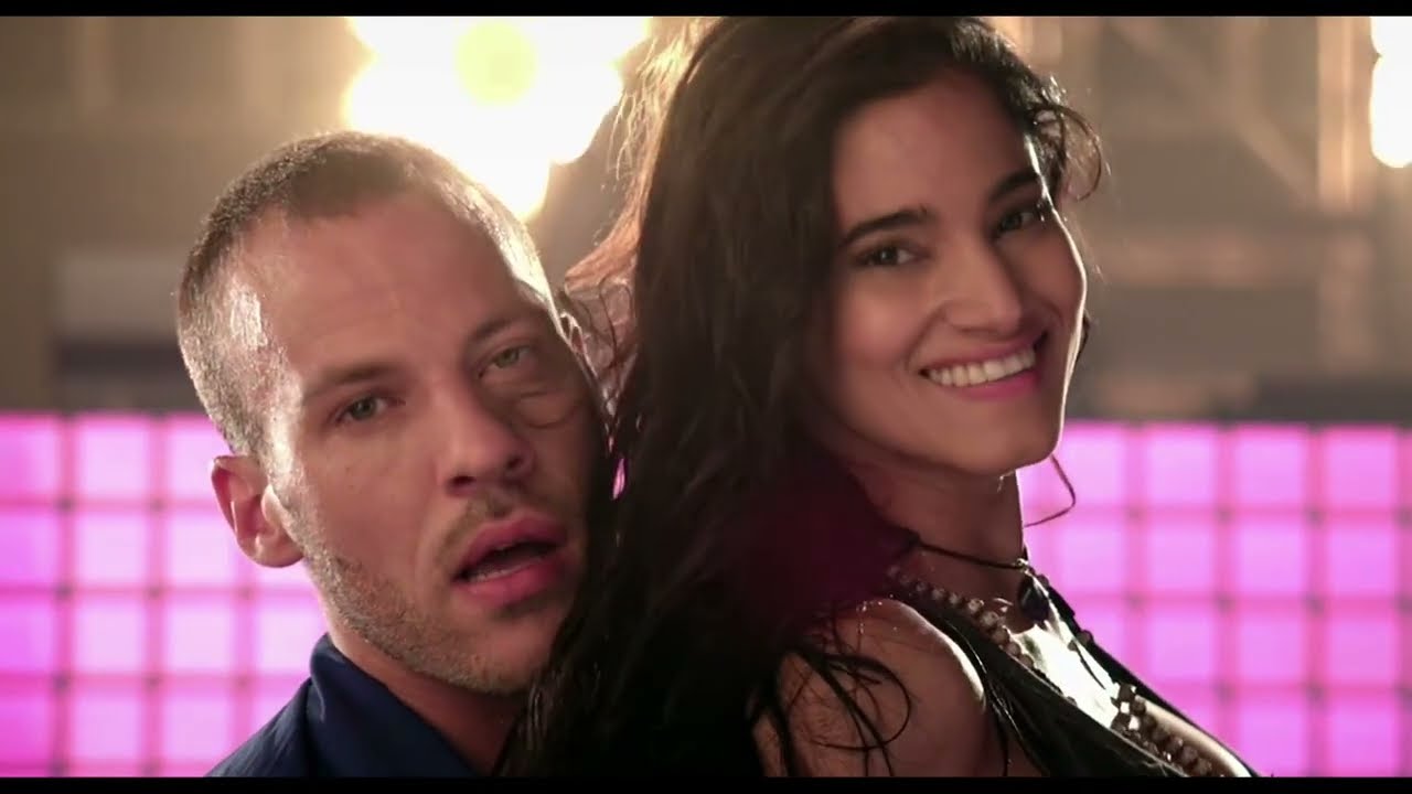 Потанцуй со мной [#StreetDance 2]