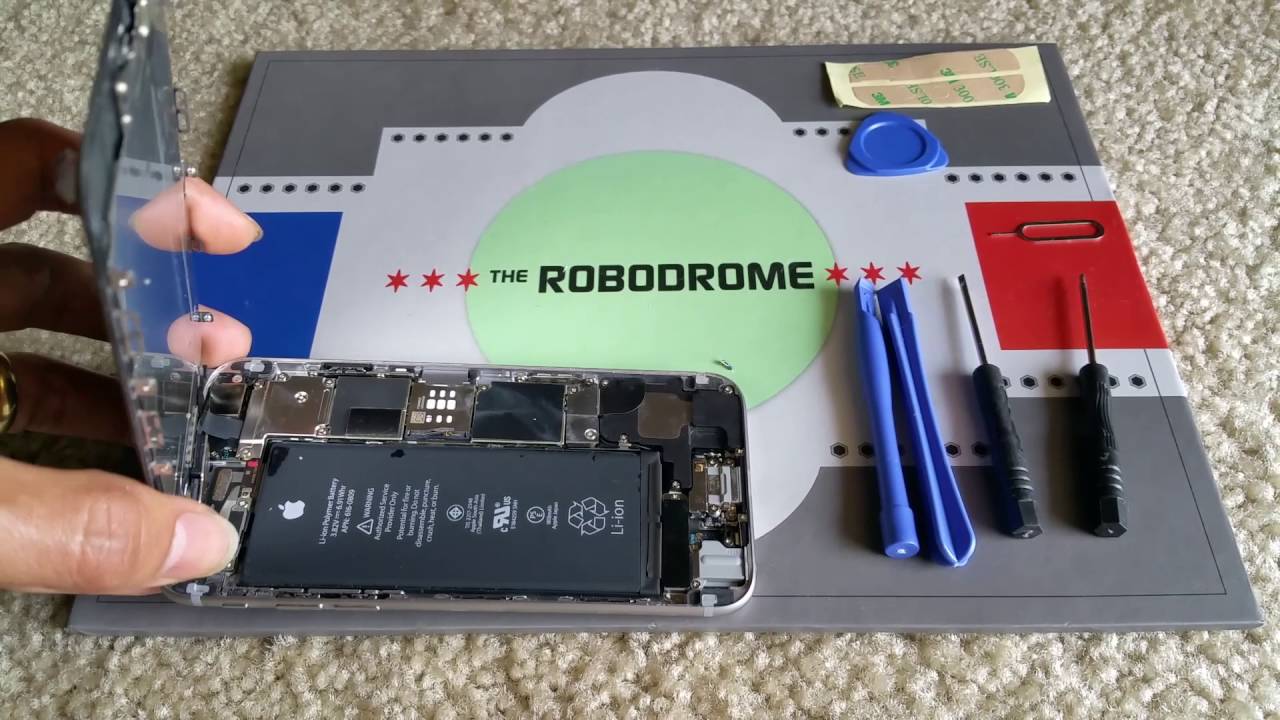 Close-Up On How to disassemble water damage Apple iPhone 6 6s Part 1 2016