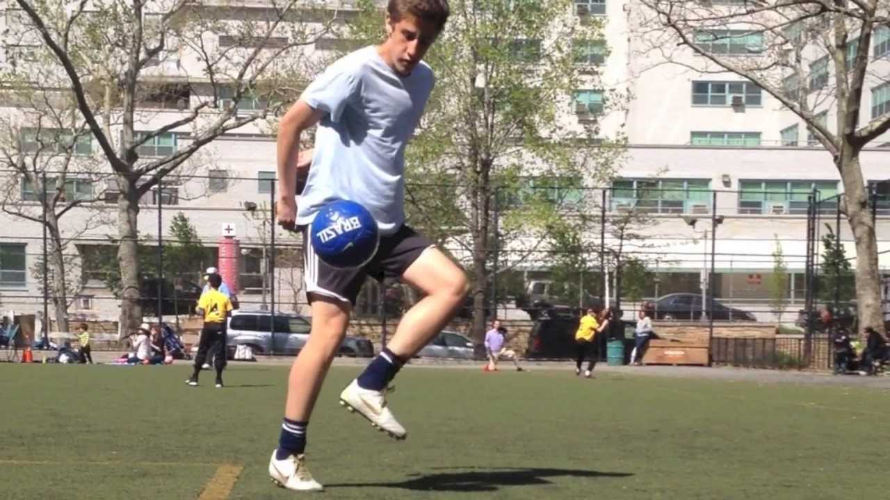 Dribble Tricks Tutorial: Back Heel Flick