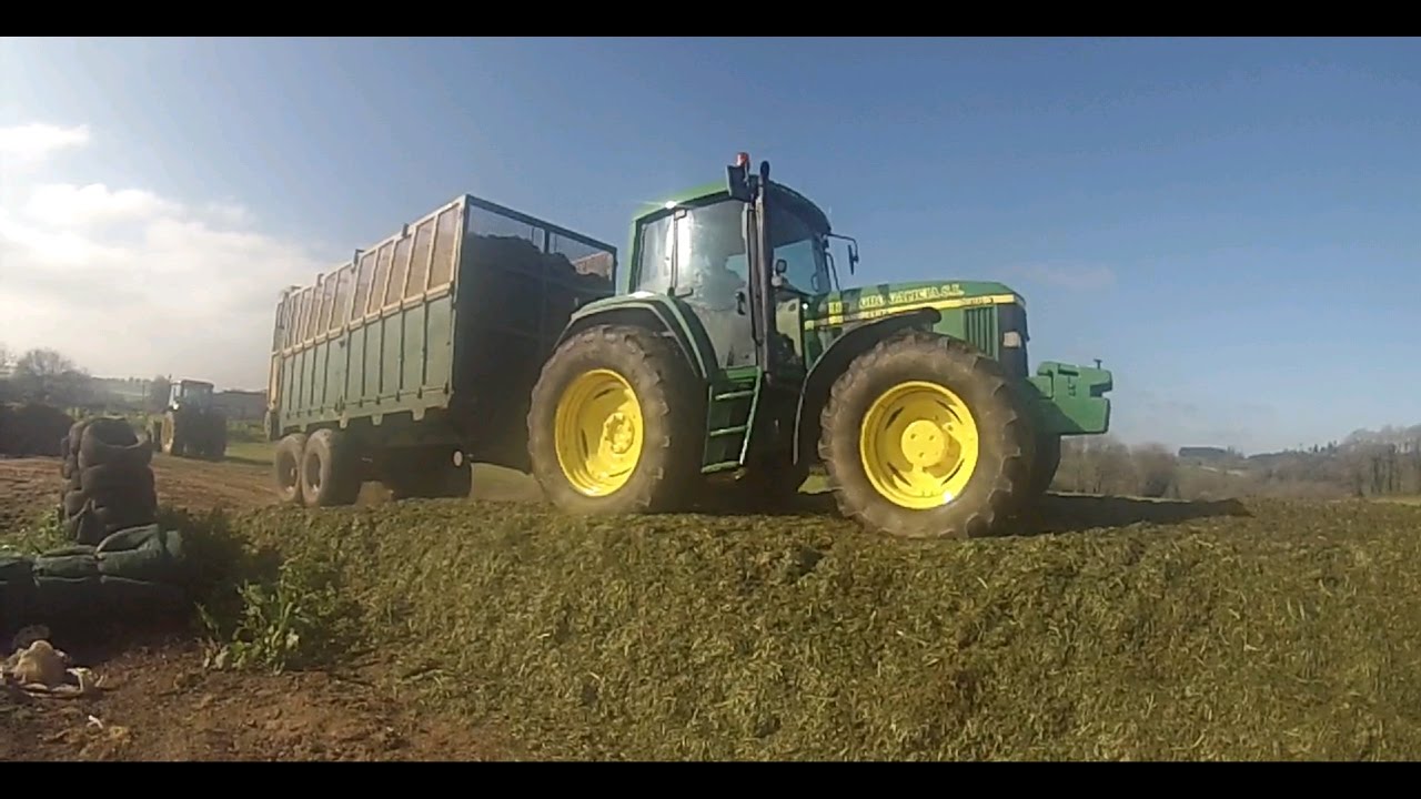 Grass silage 2017 (JOHN DEERE 6820/6910/MERCEDES/KUHN GMD3510)