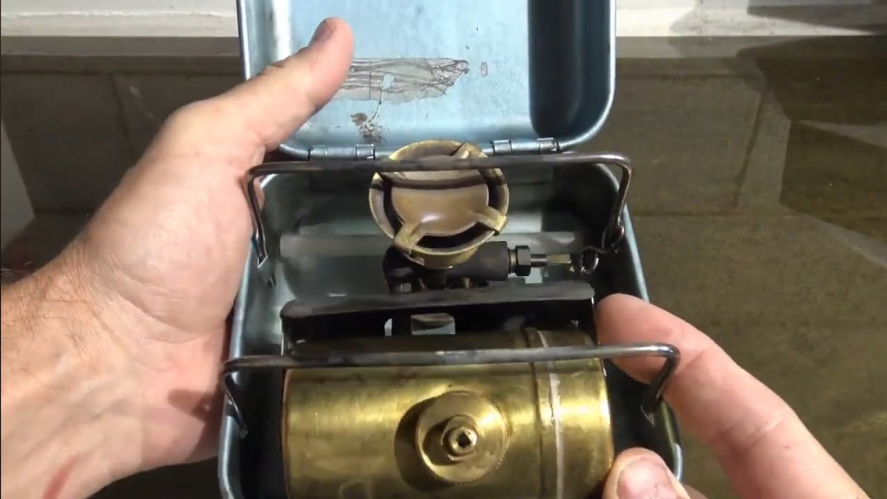 Cooking On A Classic OPTIMUS 8R Stove!