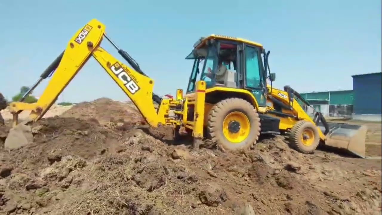 महिंद्रा अर्जुन nova  4x4 605 | जेसीबी 3DX ने किया मिट्टी को लेवल