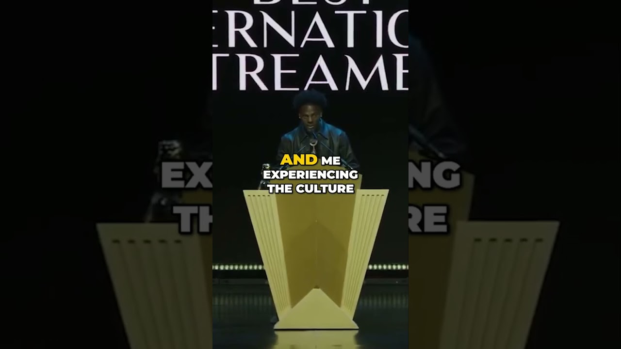 SPEED WINNING STREAMER TAKES THE TROPHY! 🏆🔥#ishowspeed #streameraward
