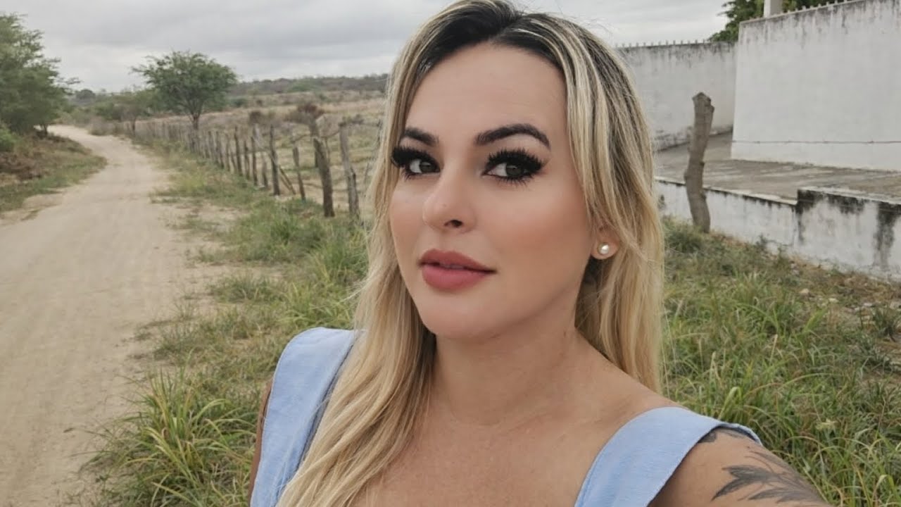 VENDE-SE OU TROCA UM SÍTIO COM 16 HECTARES} BARATO COM 7.000 MIL FOLHAS DE PALMA 