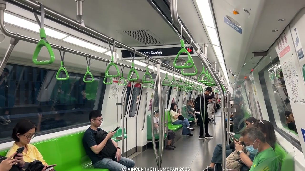 [Washing Machine Strong] Journey on SMRT North South Line from Woodlands to Marsiling