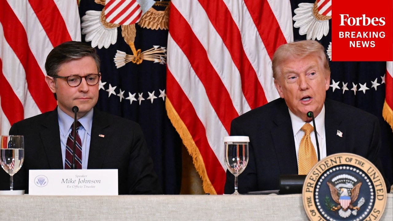 Напоминаем: Трамп ответил на вопросы журналистов об Иране и принял членов совета директоров Кенне...