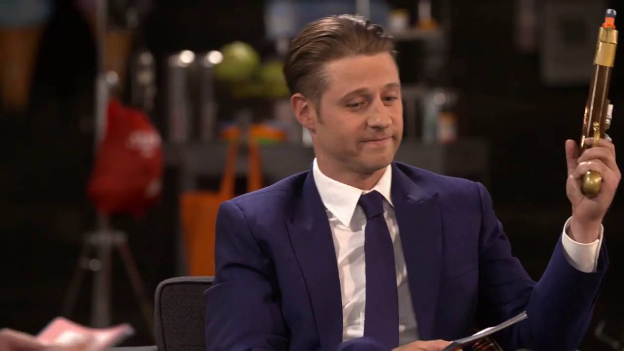 Tom Ellis & Ben McKenzie Reveal Their Man Crushes In The Fox Lounge   FOX BROADCASTING