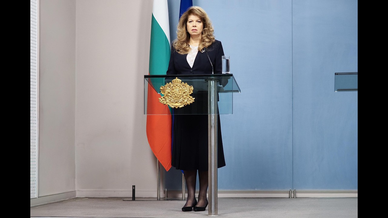 Йотова: Гюров да представи състав на кабинет без политически натиск, да поеме отговорност пред НС