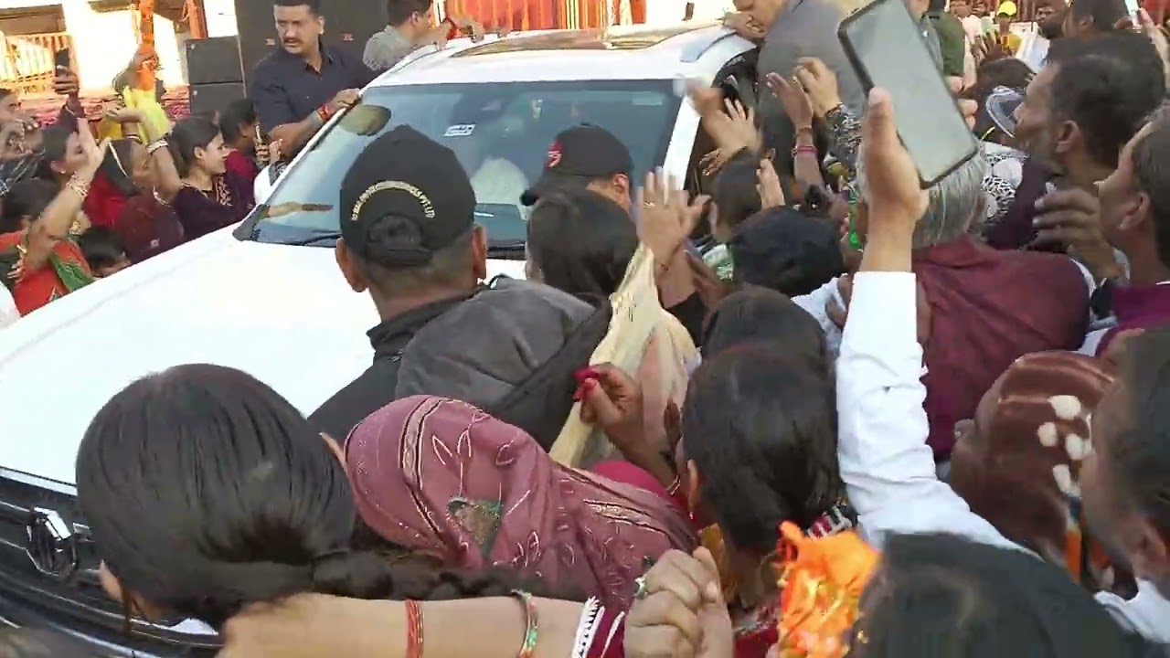 300 कन्या सामूहिक विवाह बागेश्वर धाम पीठ से samuhik Vivah 300 Kanya ka guruji karenge 15 February ko