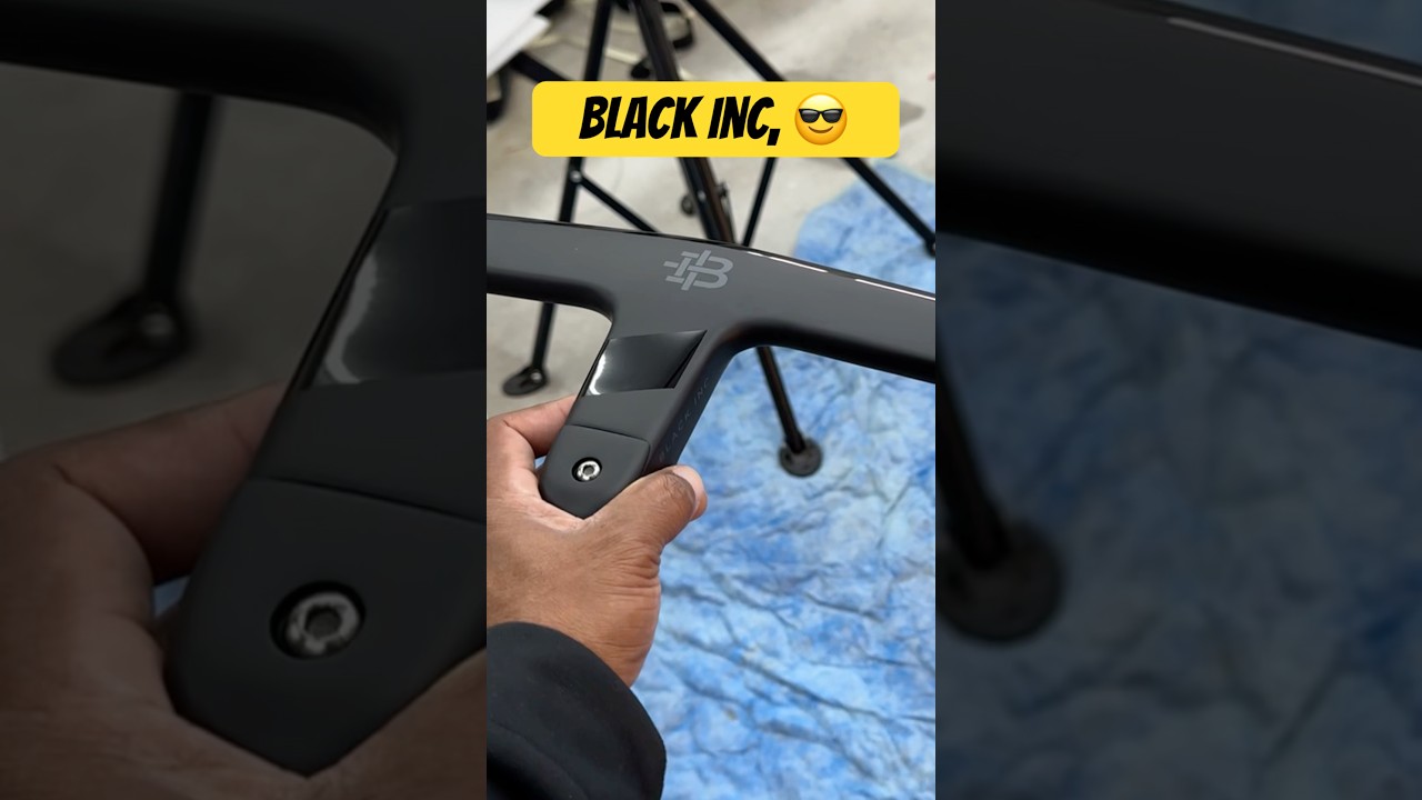 Black INC AeroBars #aero #carbon #black #blk #shimano #clean #saturday #swag #sweet #di2 #factor