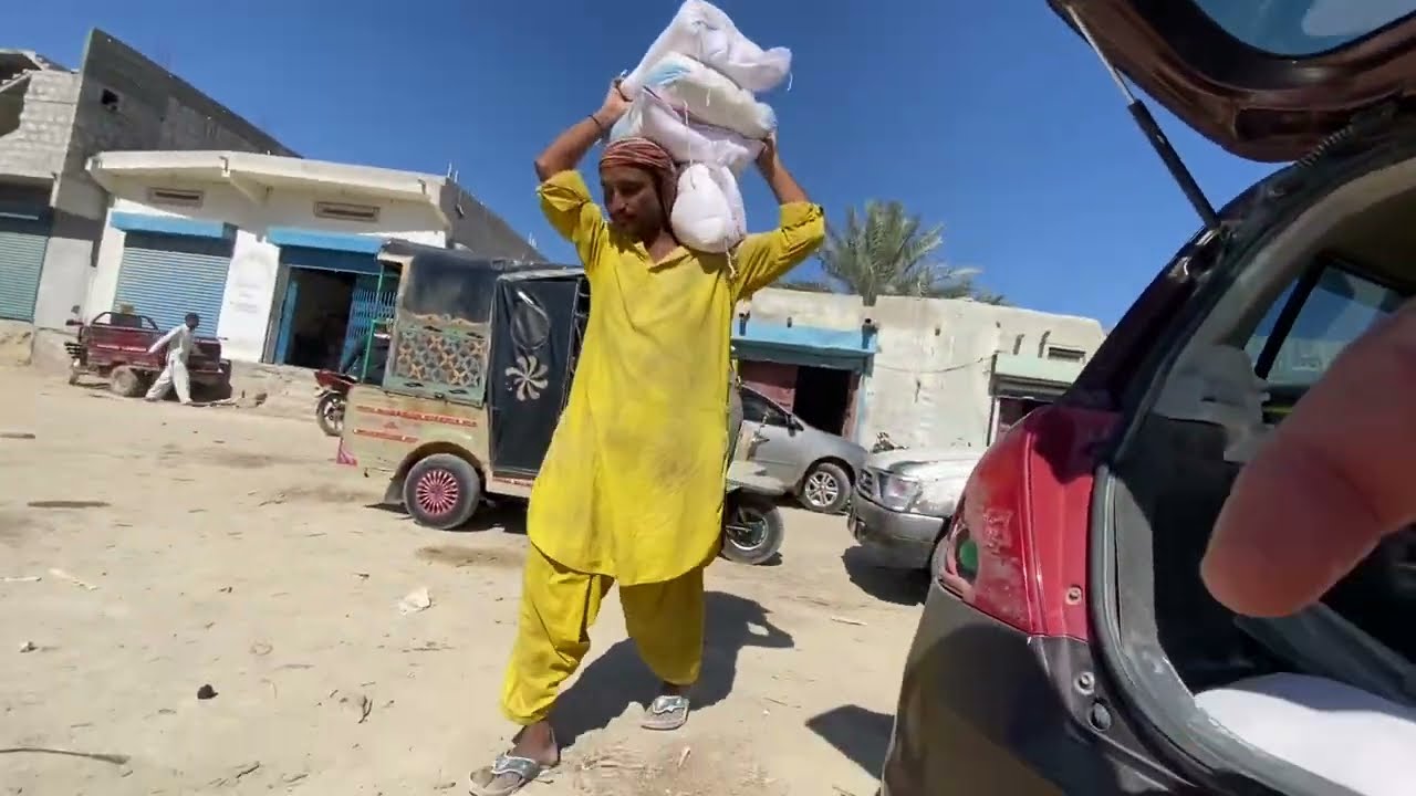 Fareed gwadari vlog rashine taksem in gwadar