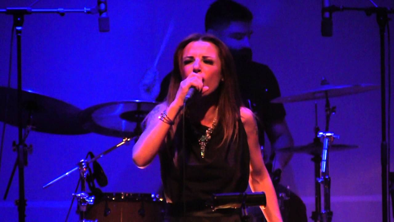ΕΥΡΥΔΙΚΗ - STILL LOVING YOU/MISISE ME (live @ Αρχιτεκτονική 2016)