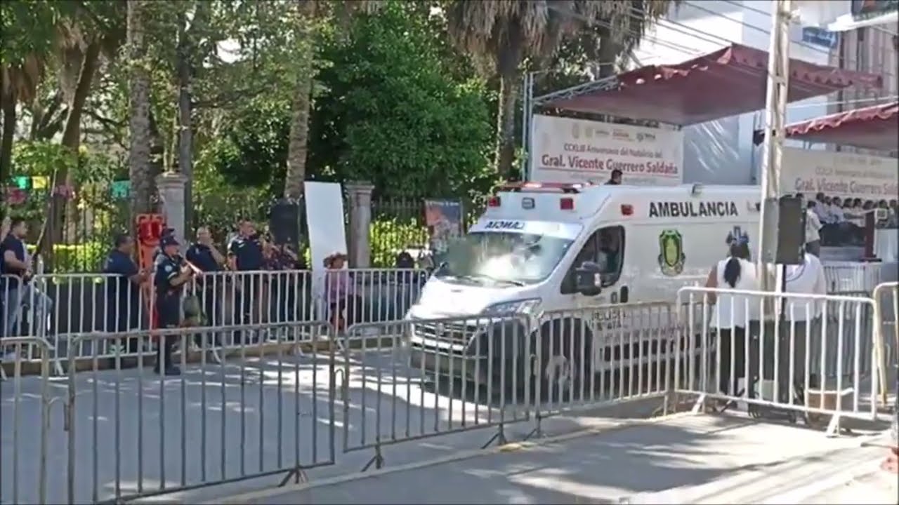 Aniversario del natalicio del Gral. Vicente Guerrero. ¡Mira cómo marchan en el desfile!