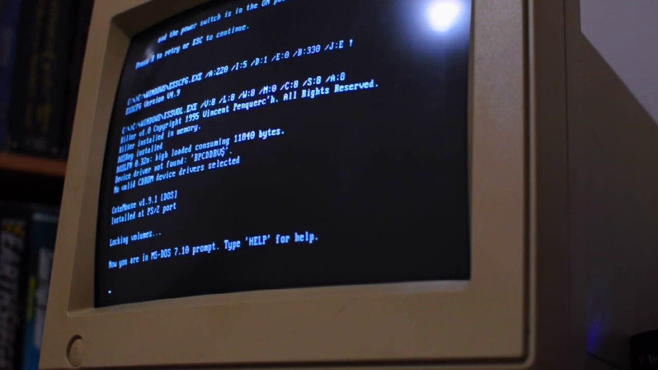 486 computer booting to Windows 95 (full sequence)