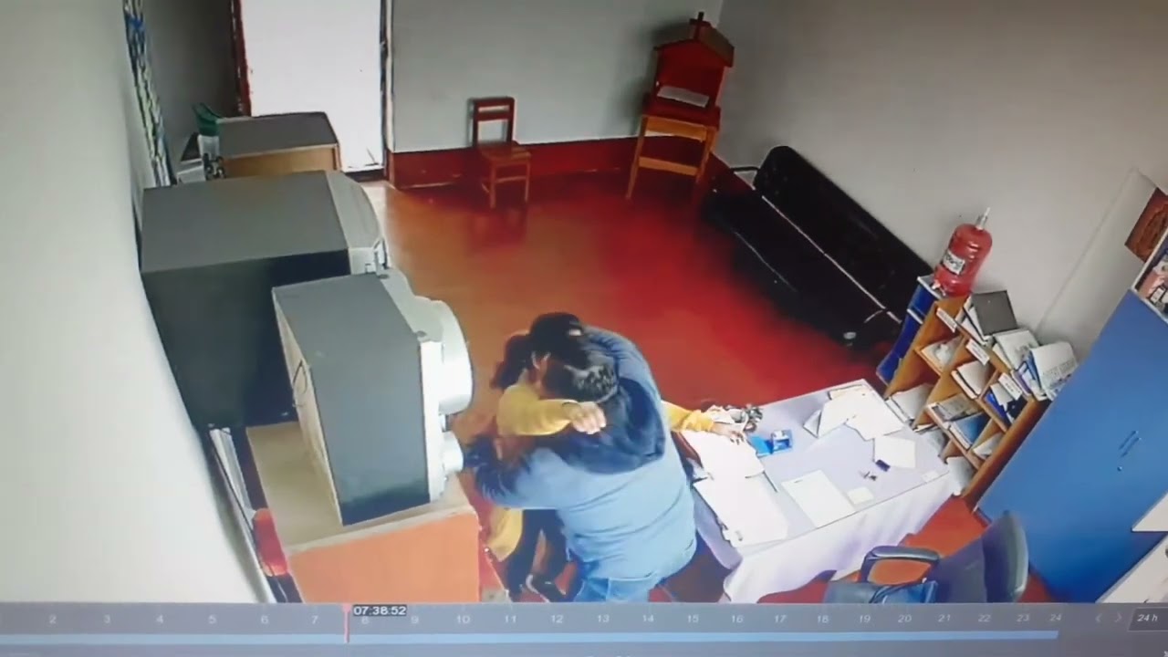 CCTV cameras recording viral for all social media ￼