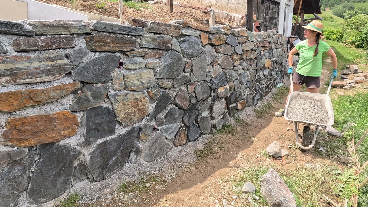 I'm BUILDING Retaining STONE Wall to Flatter Garden