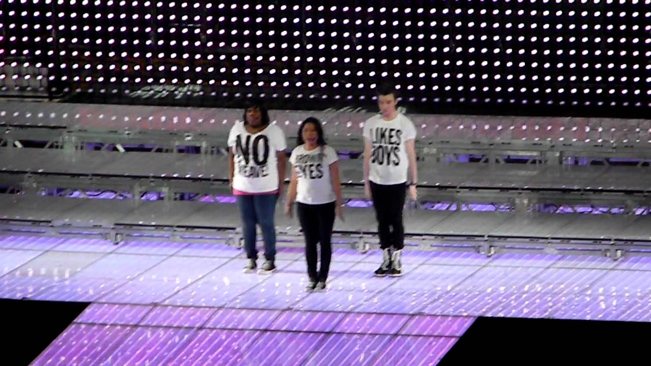Glee Live - Born This Way - Boston 6/7