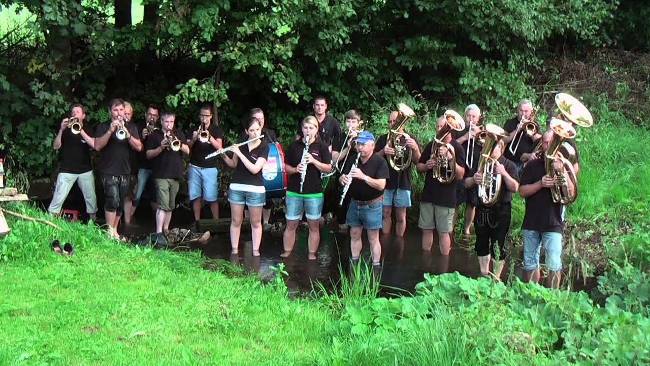 Cold Water Challenge 2014 - Trachtenkapelle Frankenheim