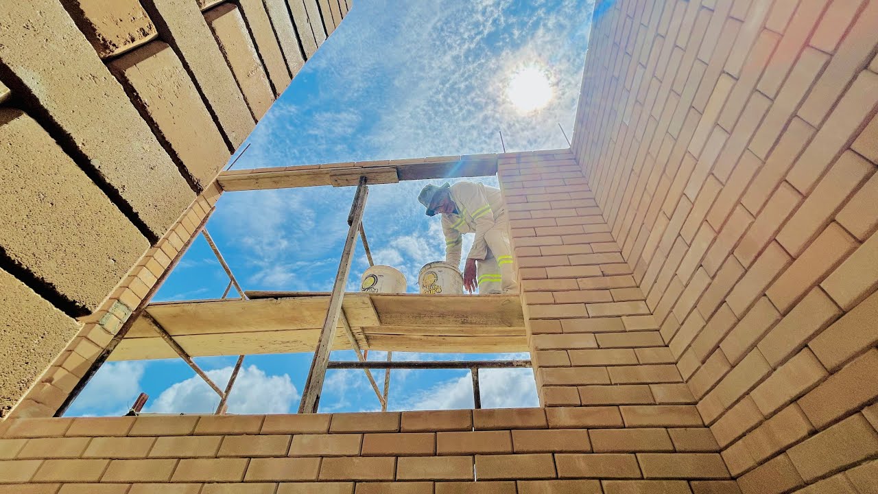 1 SEMANA SEM IR NA OBRA! VOLTANDO A FICALIZAR A OBRA!!! - CASA DE TIJOLO ECOLOGICO