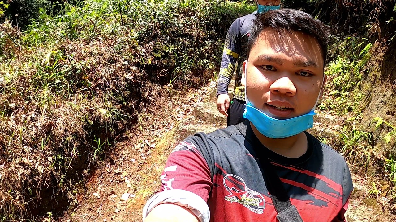 Trekking ke Kawah Domas Tangkuban Parahu